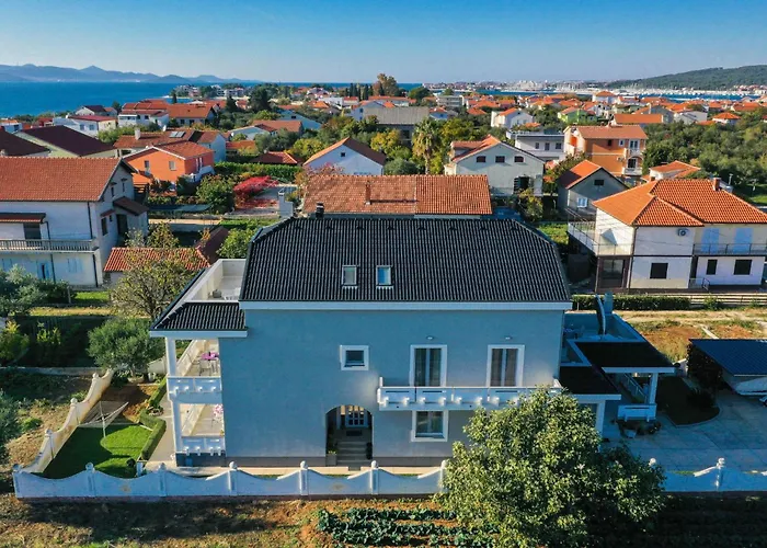 By Interhome * Sukosan