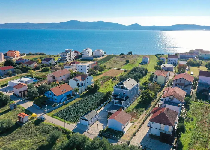 By Interhome Sukosan