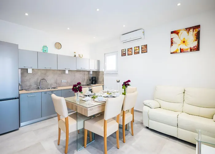 Apartment By Interhome *